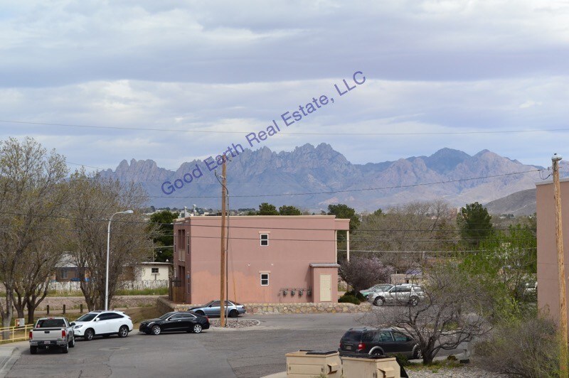 Primary Photo - 2210 Bex St