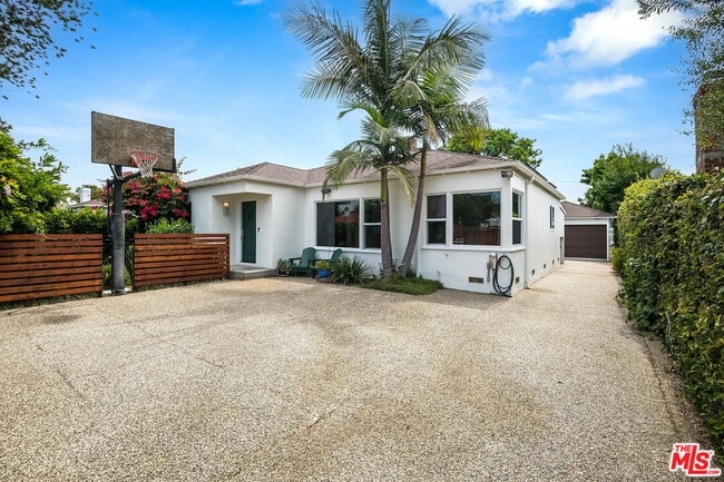 Foto del edificio - 3012 Bagley Ave