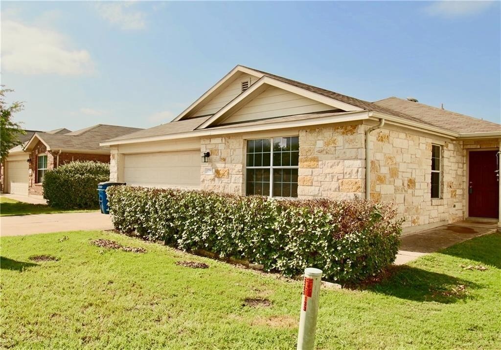 129 Granite Path, Liberty Hill, TX 78642 House Rental in Liberty Hill, TX