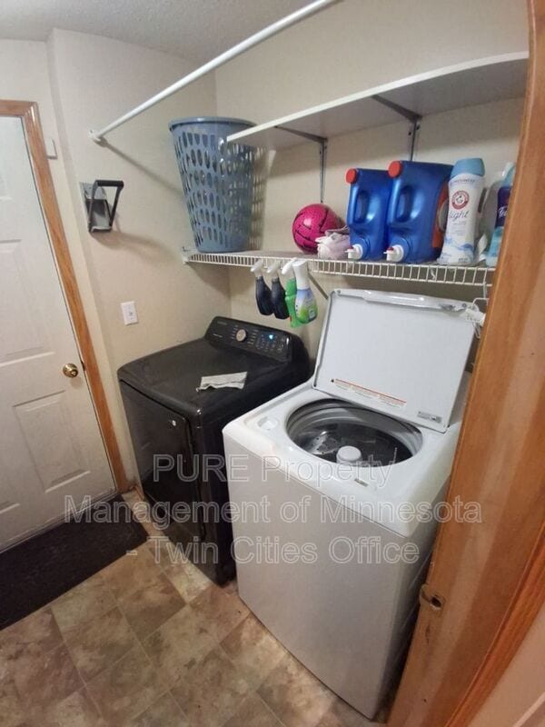 Building Photo - 15304 Flower Way