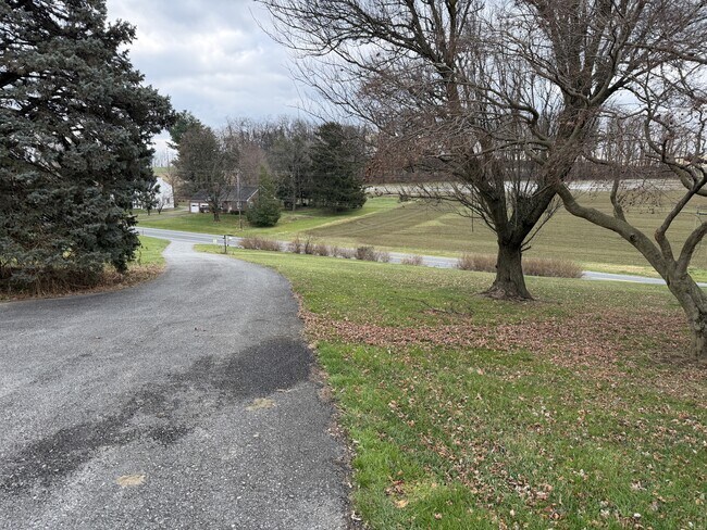 Foto del edificio - 152 Penn St