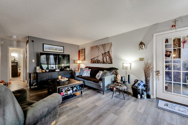 Foto del edificio - 411 Nottinghill Park