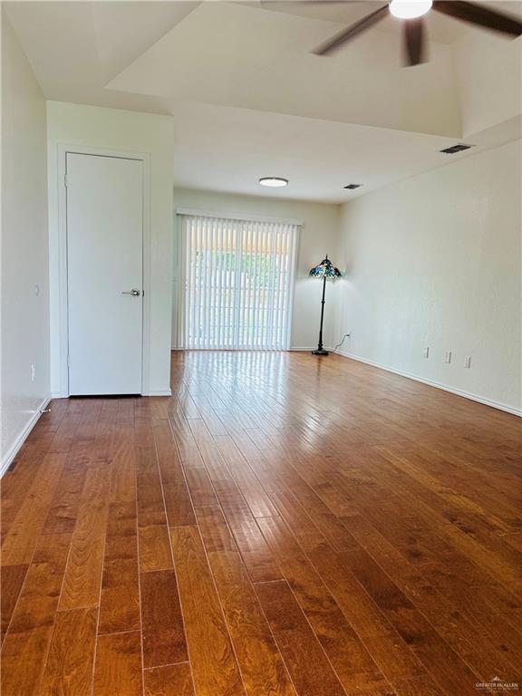 Foto del edificio - 1523 Evergreen Ave