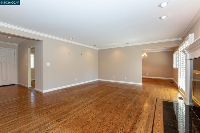Foto del edificio - 432 Stonefield Pl
