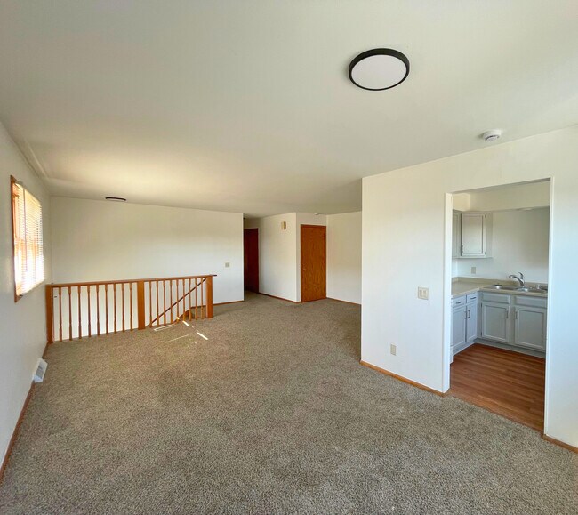 Foto del edificio - 705 Willow Run St