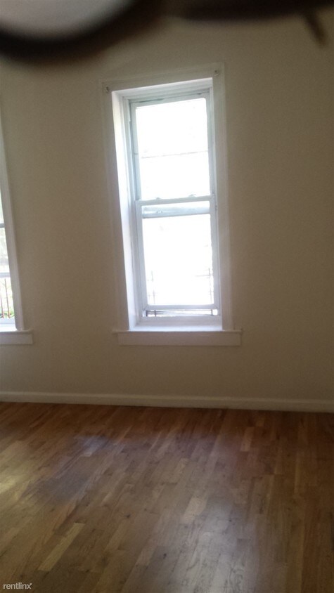 Building Photo - 3640 Bronx Blvd