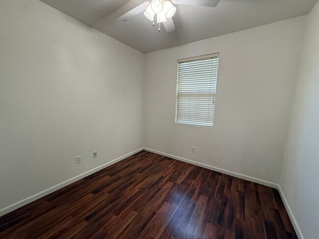Foto del edificio - 2279 Coffeeberry Rd