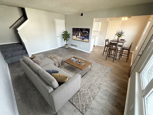 Foto del edificio - 2 Bedroom/1 Bath Unit w/ An Attached Garage *READY NOW*