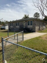 Building Photo - 1944 Glenn Rd