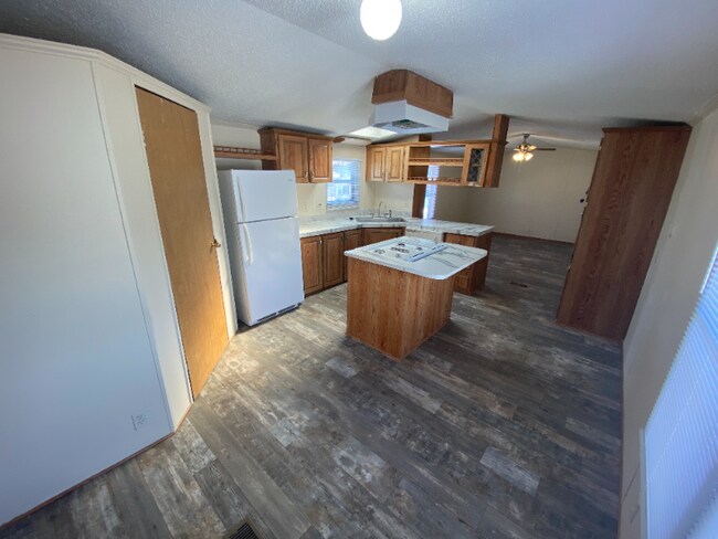 Foto del edificio - 4215 Deems St