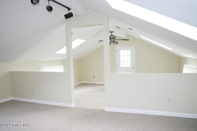 Building Photo - 30 Woodland Dr
