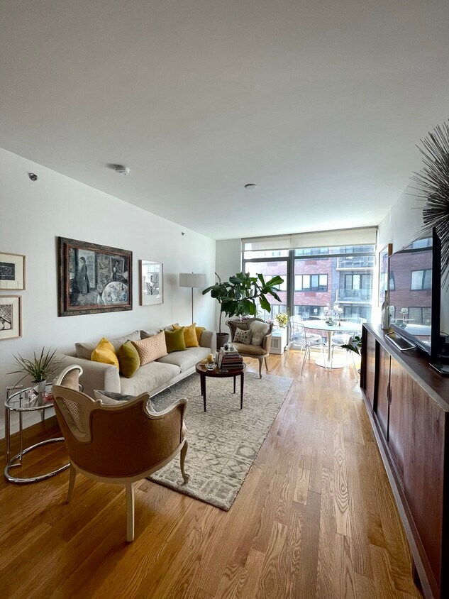 Foto principal - LEASE TAKEOVER 5/1/22 - 10/31/22!