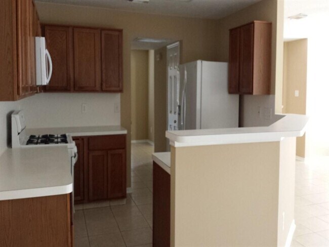 Building Photo - 16111 Indian Cypress Dr