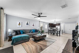 Building Photo - 5644 Rockrose Ln