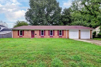 Building Photo - 6316 Brynmawr Ln