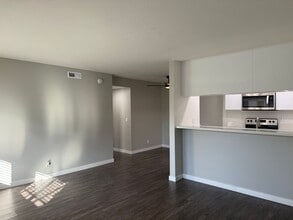 Interior Photo - Park Plaza Apartments