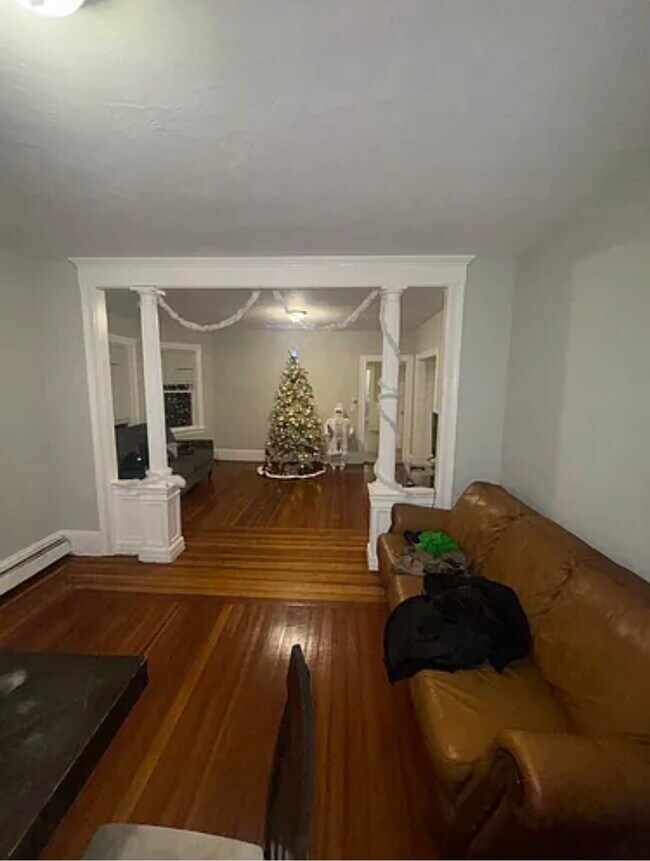 Building Photo - 64-66 Health Ave