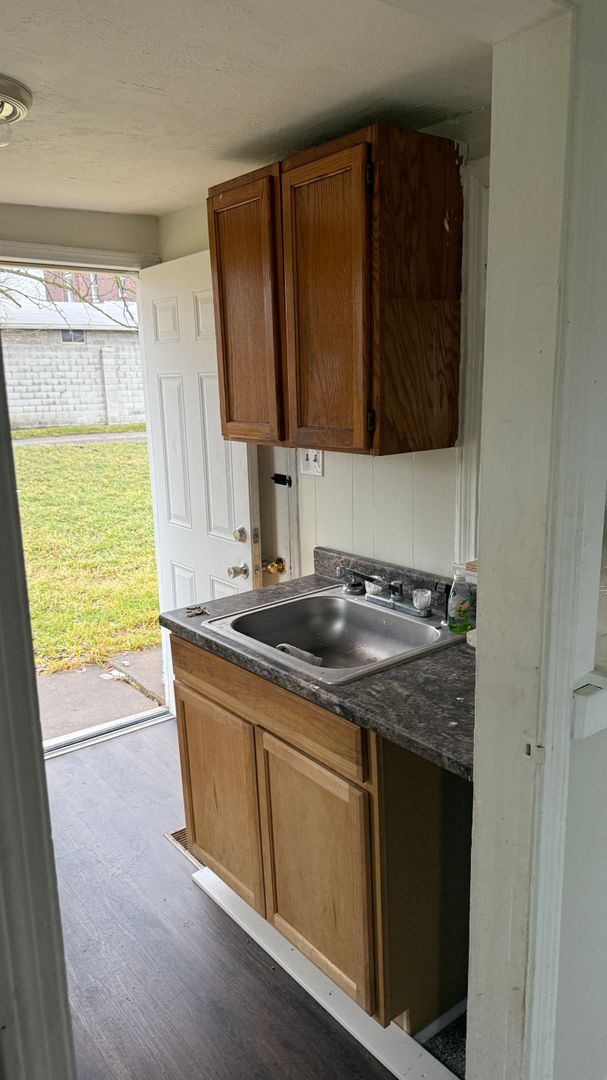 Foto del edificio - Cozy 1 bed 1 bath singly family home!