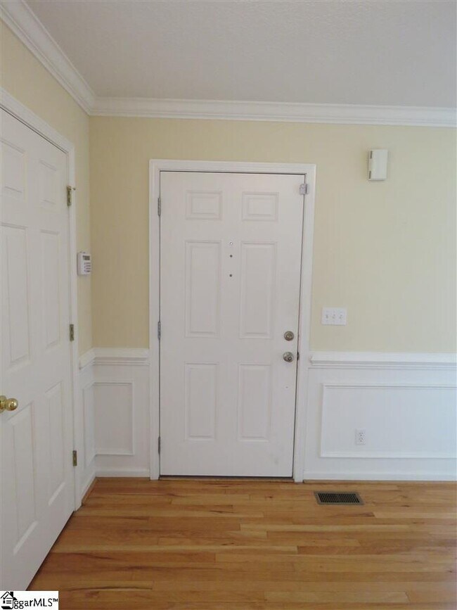 Building Photo - 22 Cunningham Cir