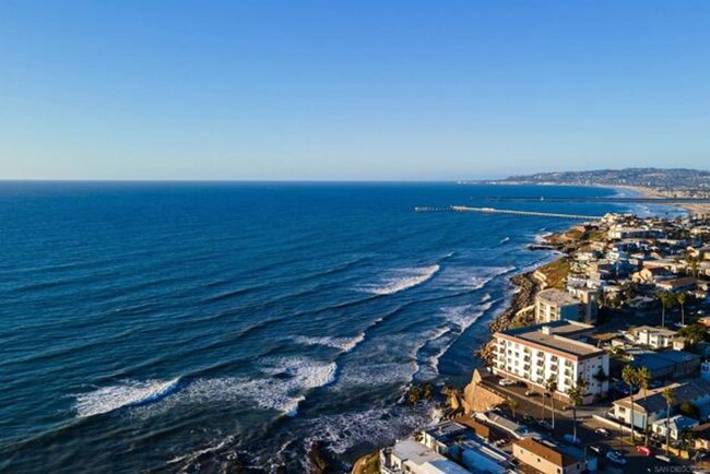 Foto del edificio - LUXURY OCEAN FRONT 3 BEDROOM