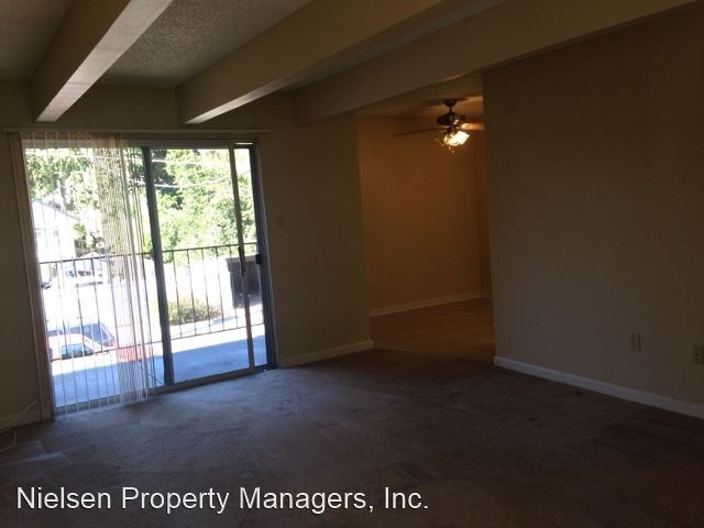 Building Photo - 2809 H St
