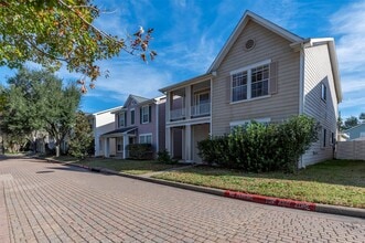 Building Photo - 3818 E Traditions Ct