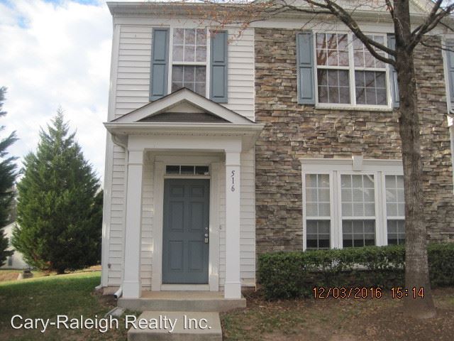Primary Photo - 516 Walnut Woods Dr