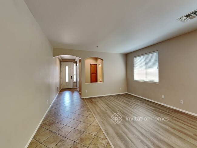 Foto del edificio - 12110 W Dove Wing Way