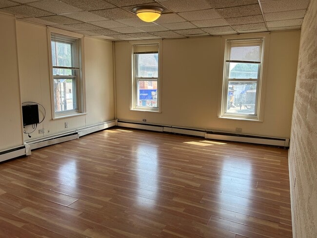 Building Photo - 701 Whittaker Ave