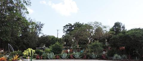 Building Photo - 6201 Bay Club Dr