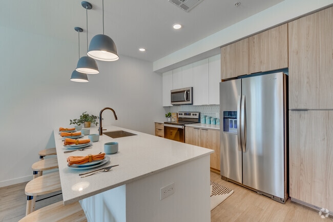 Interior Photo - Northbend