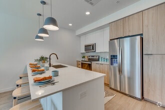 Interior Photo - Northbend