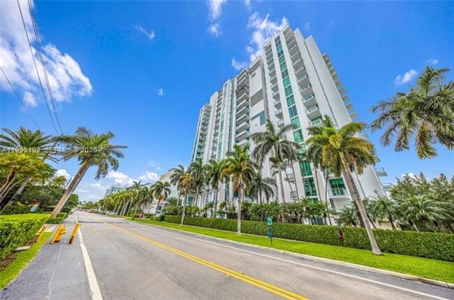 Photo - 7928 East Dr Apartment