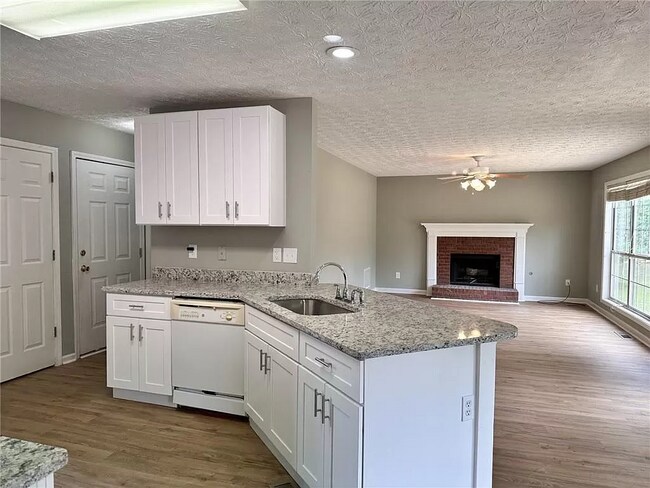 Building Photo - 2475 Fosters Mill Ct