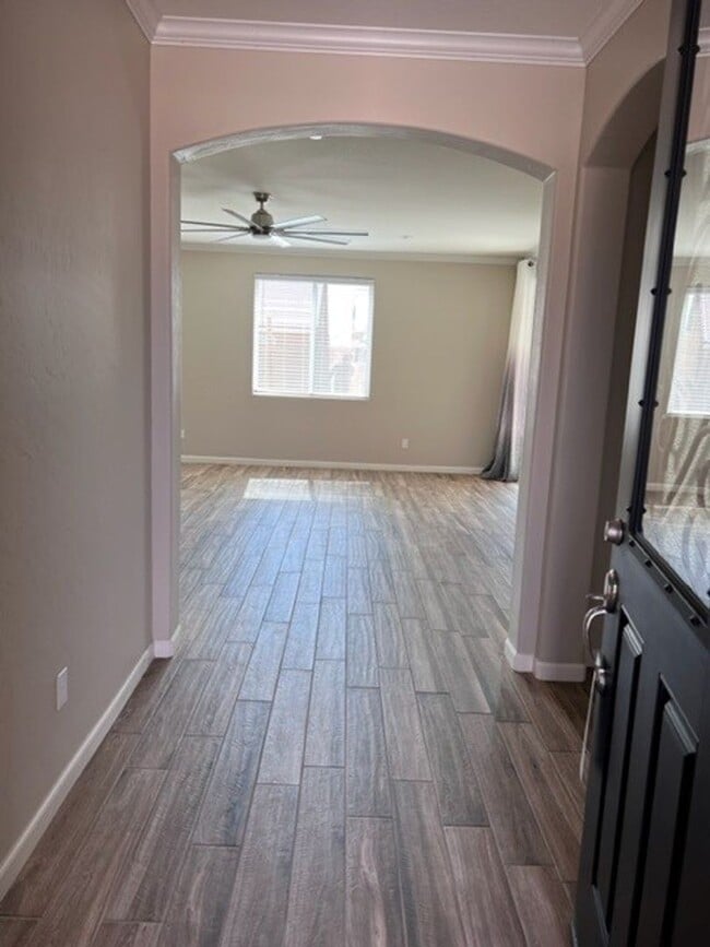 Foto del edificio - Coming Soon!