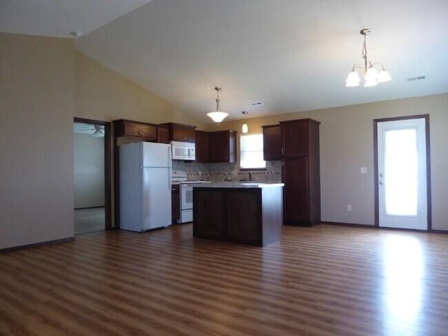 Foto del edificio - 1236 Lazy Creek Ct