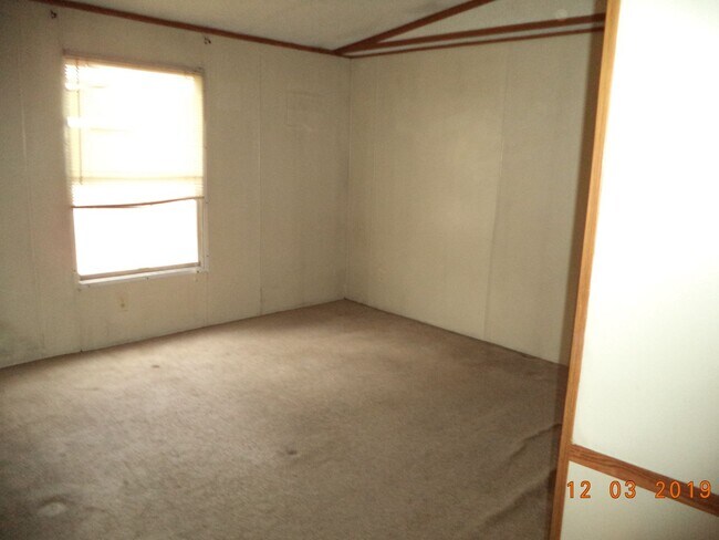 Building Photo - Lease Purchase Option or Rent - Mobile Home on Rented Lot