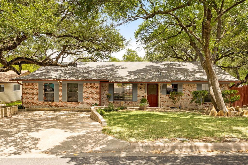 Foto principal - 6203 Greentree Ln
