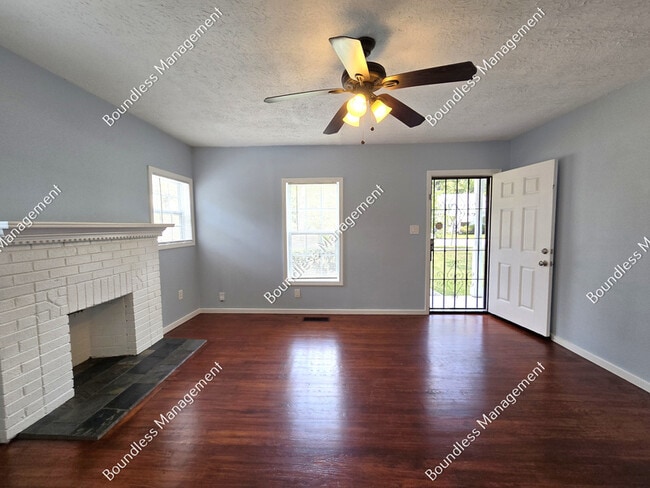 Building Photo - 2473 N Bayard St