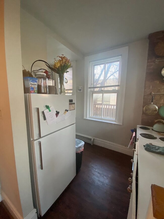 Photo - 312 S Upper St Apartment