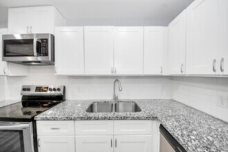 Building Photo - 6609 Bacher St