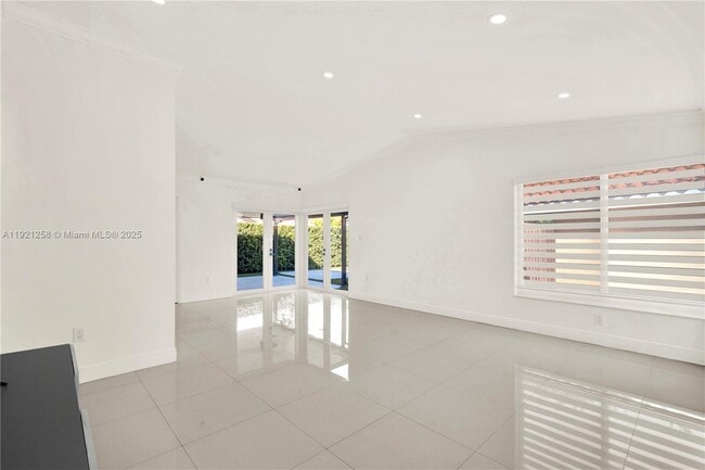 Building Photo - 11377 SW 74th St