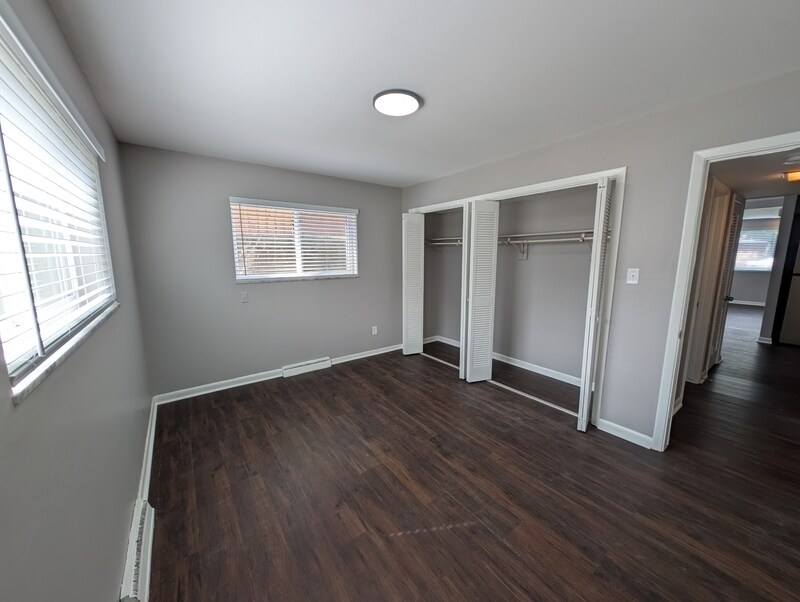 Primary Photo - 110 Cromwell Pl