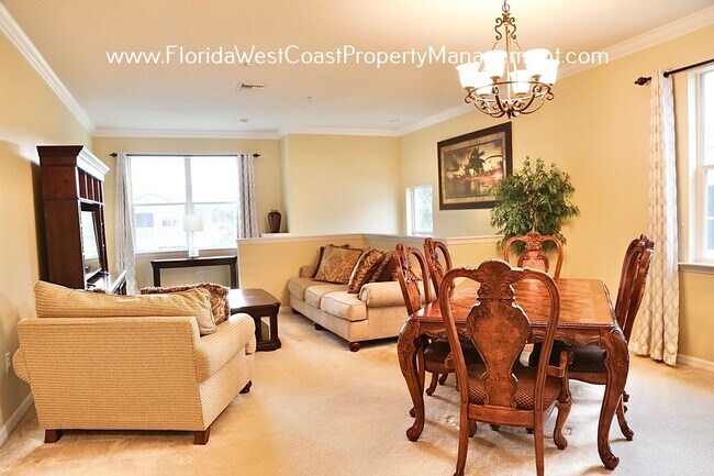 Foto del edificio - OUTSTANDING 3 BEDROOM UNFURNISHED CONDO IN...