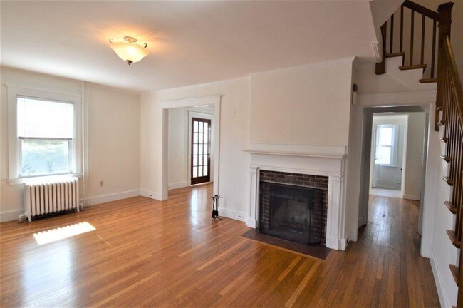 Building Photo - 448 Broadway