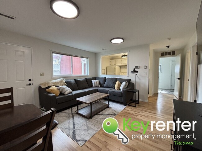 Foto del edificio - Classic north Tacoma neighborhood ADU unit with character!