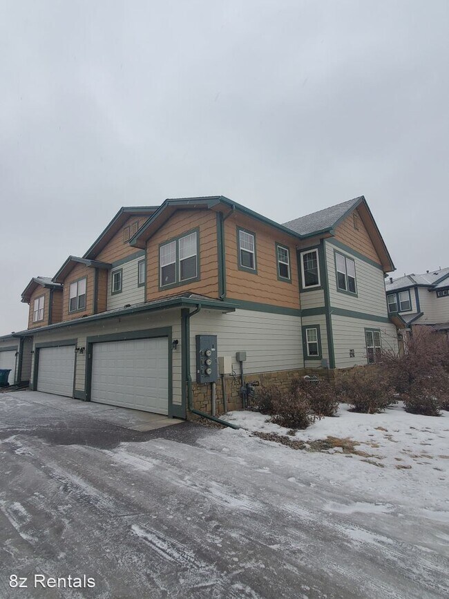 Foto del edificio - 3 br, 2.5 bath House - 2933 Kansas Dr #E