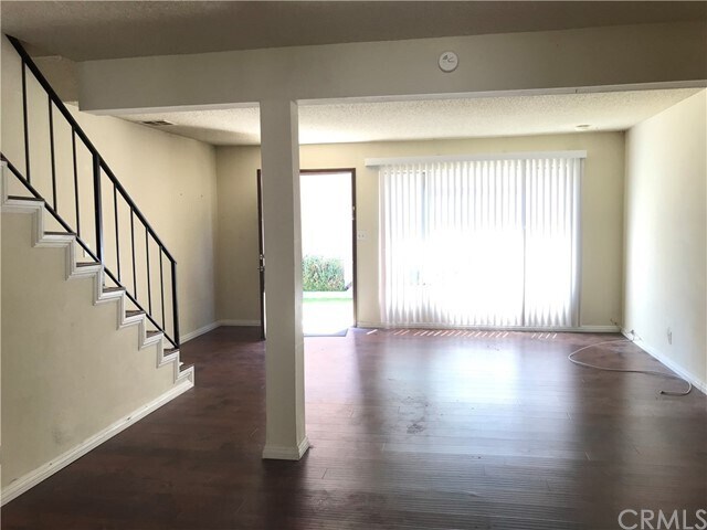 Foto del edificio - 501 N Curtis Ave