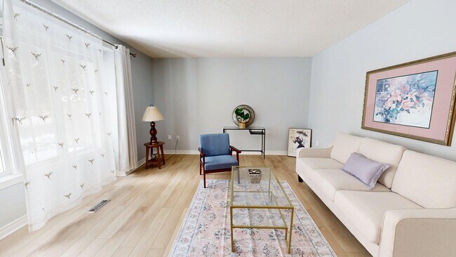 Photo du bâtiment - GORGEOUS THREE BEDROOM HOME IN BYRON