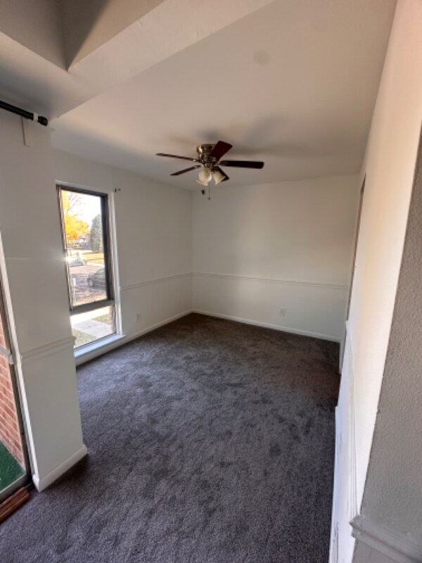 Building Photo - 222 Echelon Rd